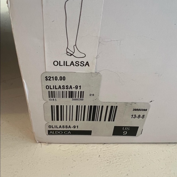 Aldo knee high suede boots size 9 black - Picture 6 of 6